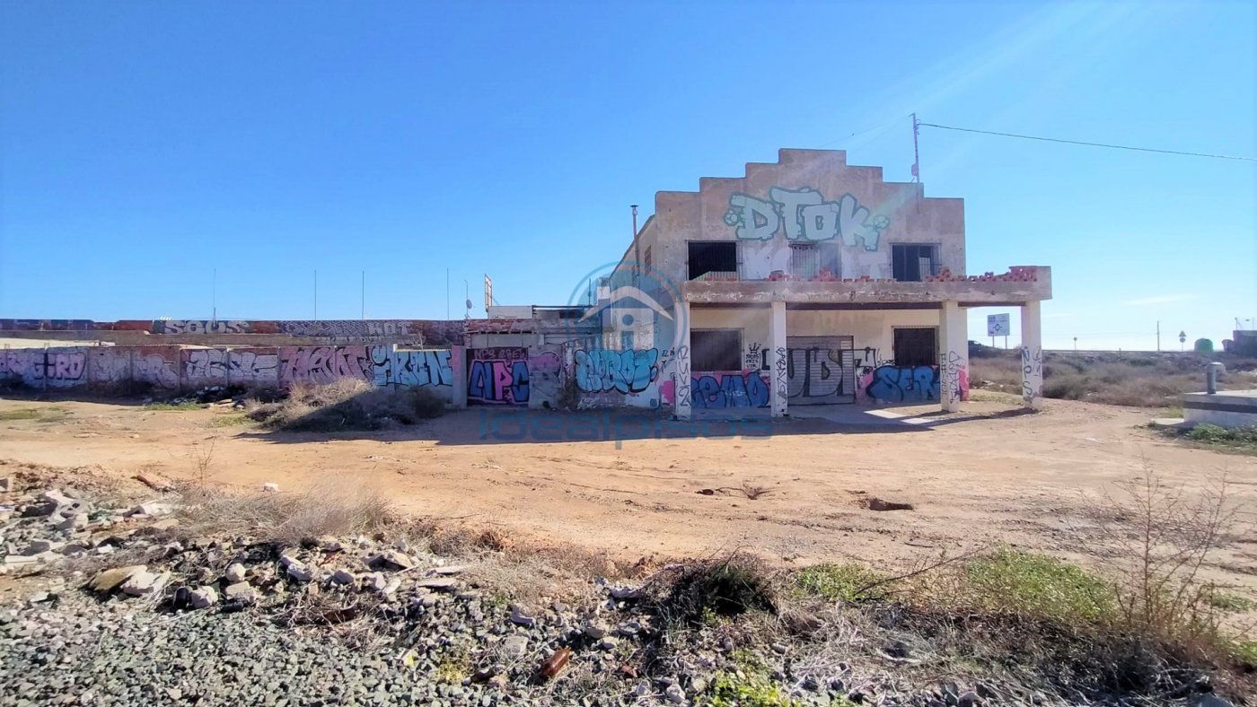 Vista exterior de Nau industrial en venda en Alicante / Alacant