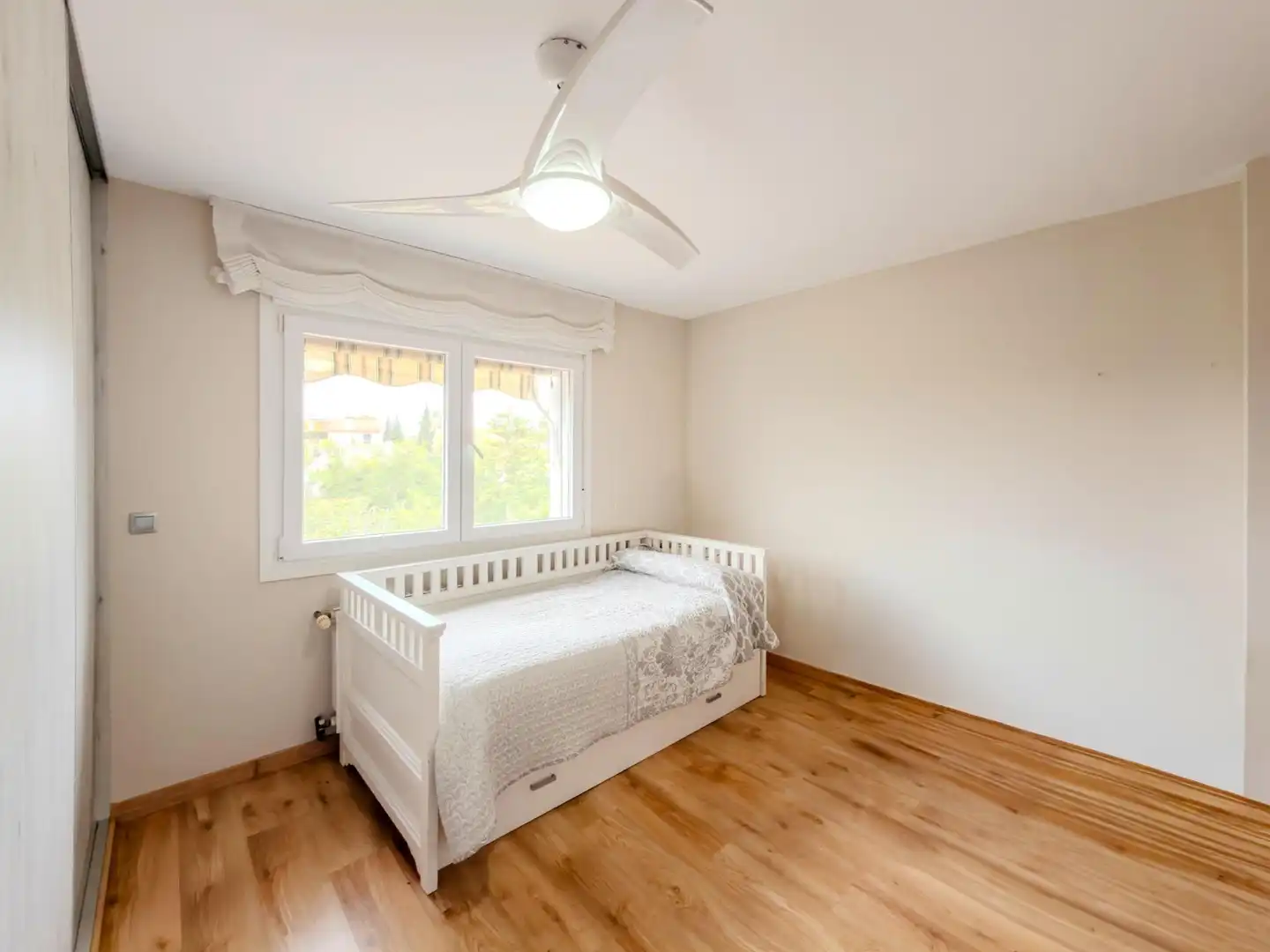 Bedroom of Detached homes for sale in Mijas  with Air Conditioner, Heating and Private garden