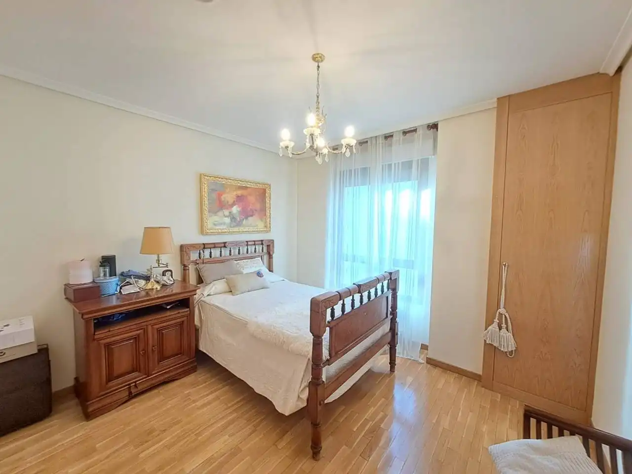 Dormitori de Pis en venda en Burgos amb Calefacció, Parquet i Terrassa