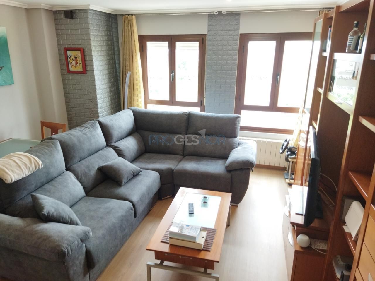 Living room of Duplex for sale in Villaquilambre  with Heating, Storage room and Furnished