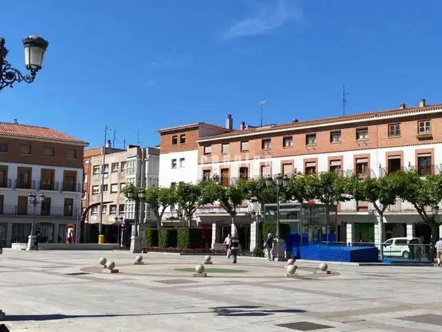 Vista exterior de Piso en venta en Torrejón de Ardoz con Calefacción, Terraza y Piscina