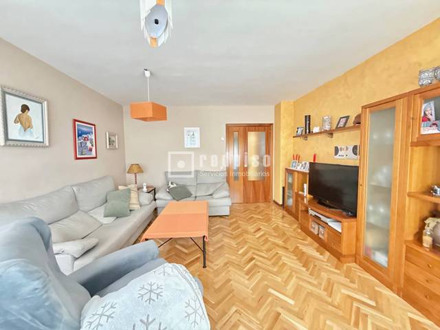 Piso en Venta en Ensanche