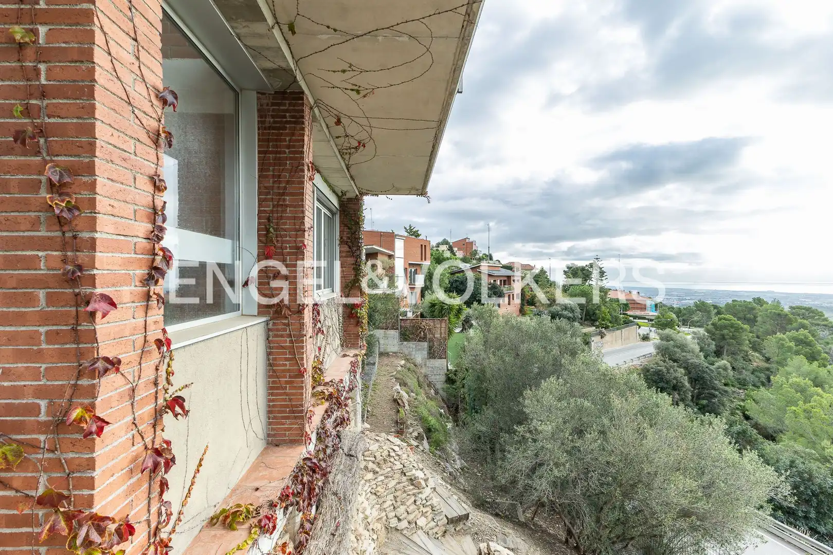 Houses for sale in Bruguers