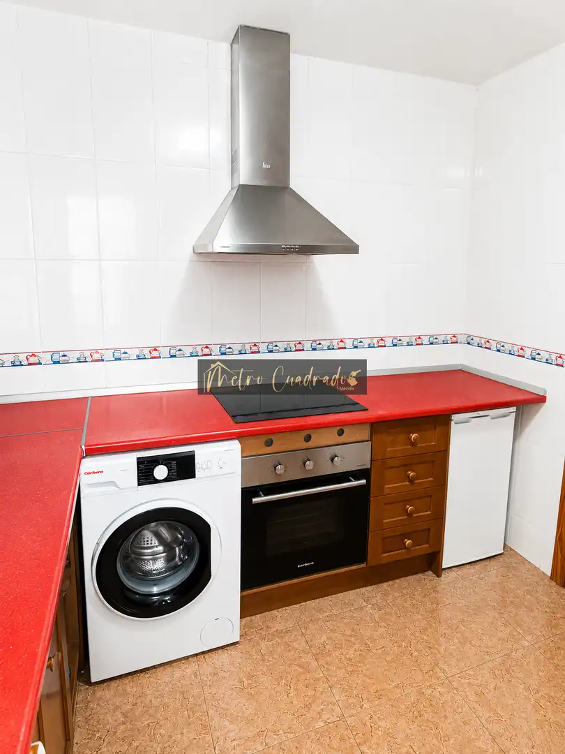 Cuina de Pis en venda en Mérida amb Aire condicionat i Terrassa