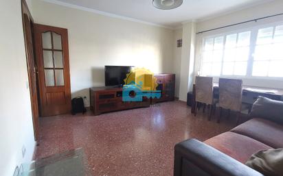 Flat for sale in Nuevo Parque - Los Rosales - Tráfico Pesado