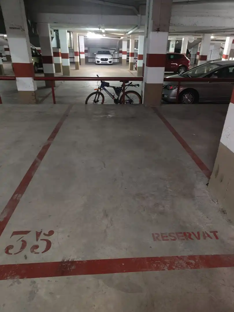 Parking of Garage for rent in Olesa de Montserrat