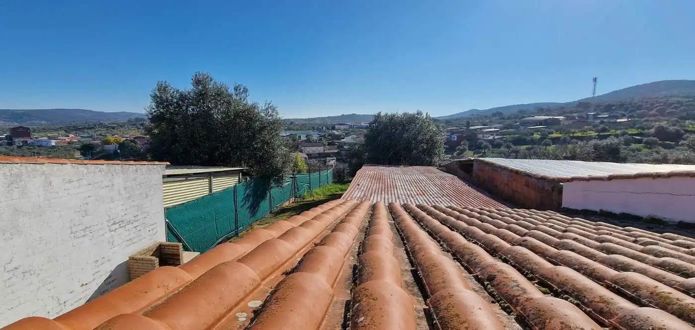 Vista exterior de Finca rústica en venta en Salvatierra de los Barros con Jardín privado, Terraza y Trastero