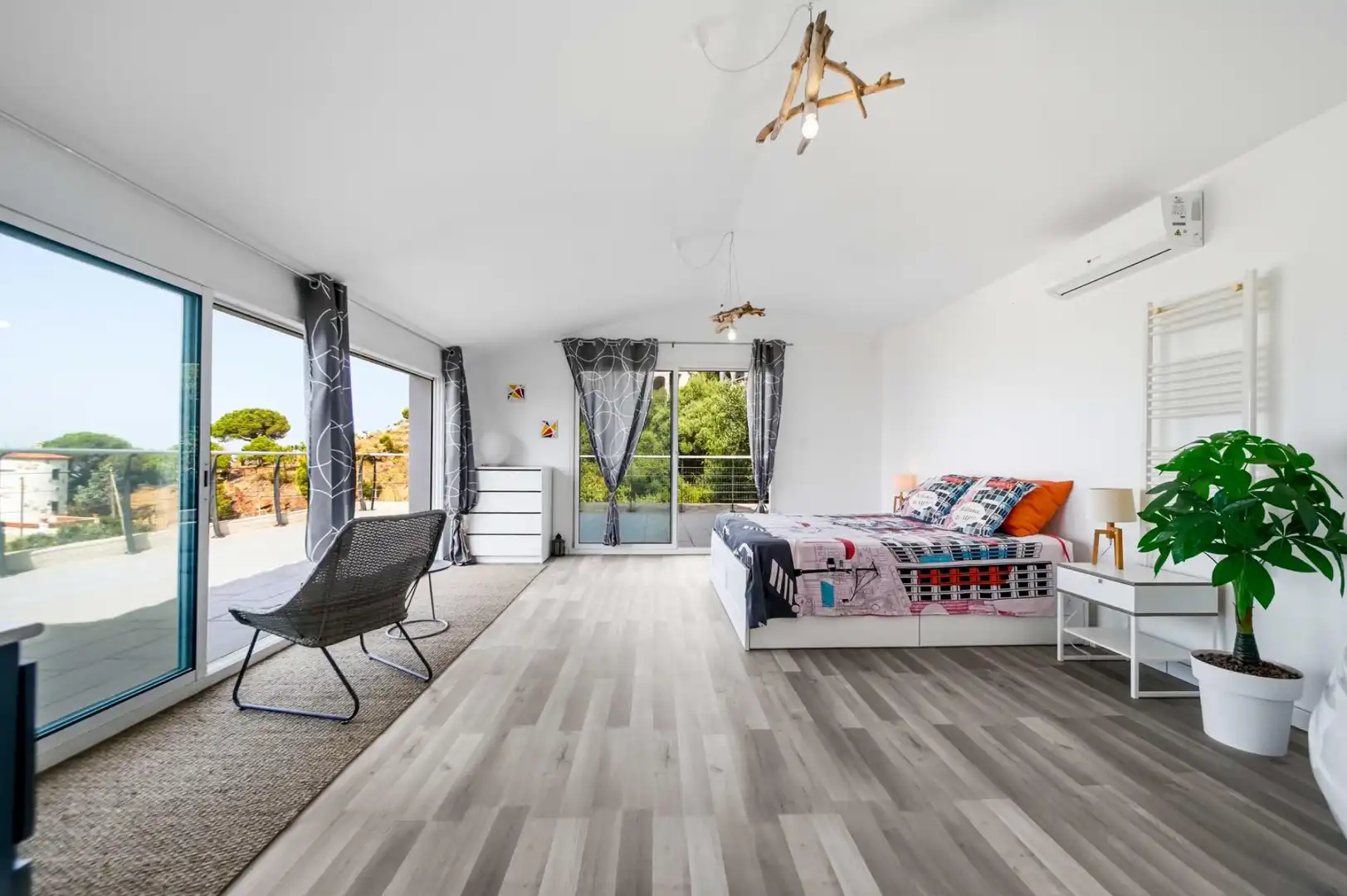 Bedroom of Houses for sale in Roses  with Terrace and Swimming Pool