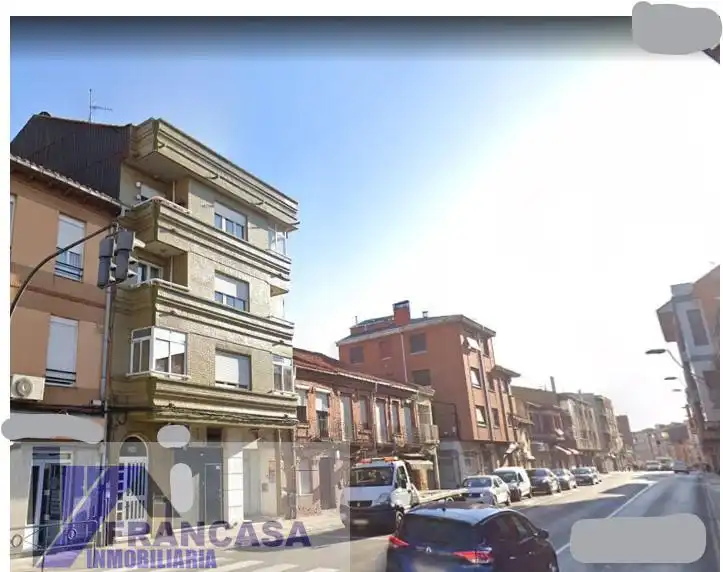 Pis amb ascensor en venda a Trobajo del Camino