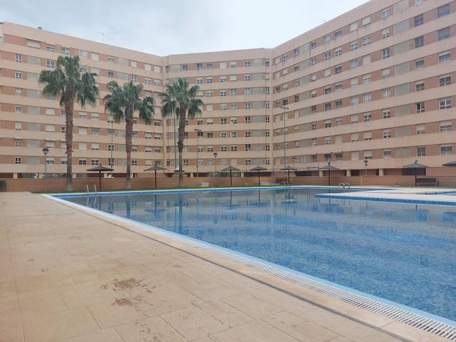 Piso en Venta en Avenida Avenida Médico Ricardo Ferré, 22 en Paus - Poligono San Blas