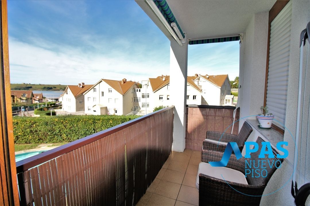 Terrassa de Pis en venda en Miengo amb Calefacció, Terrassa i Piscina