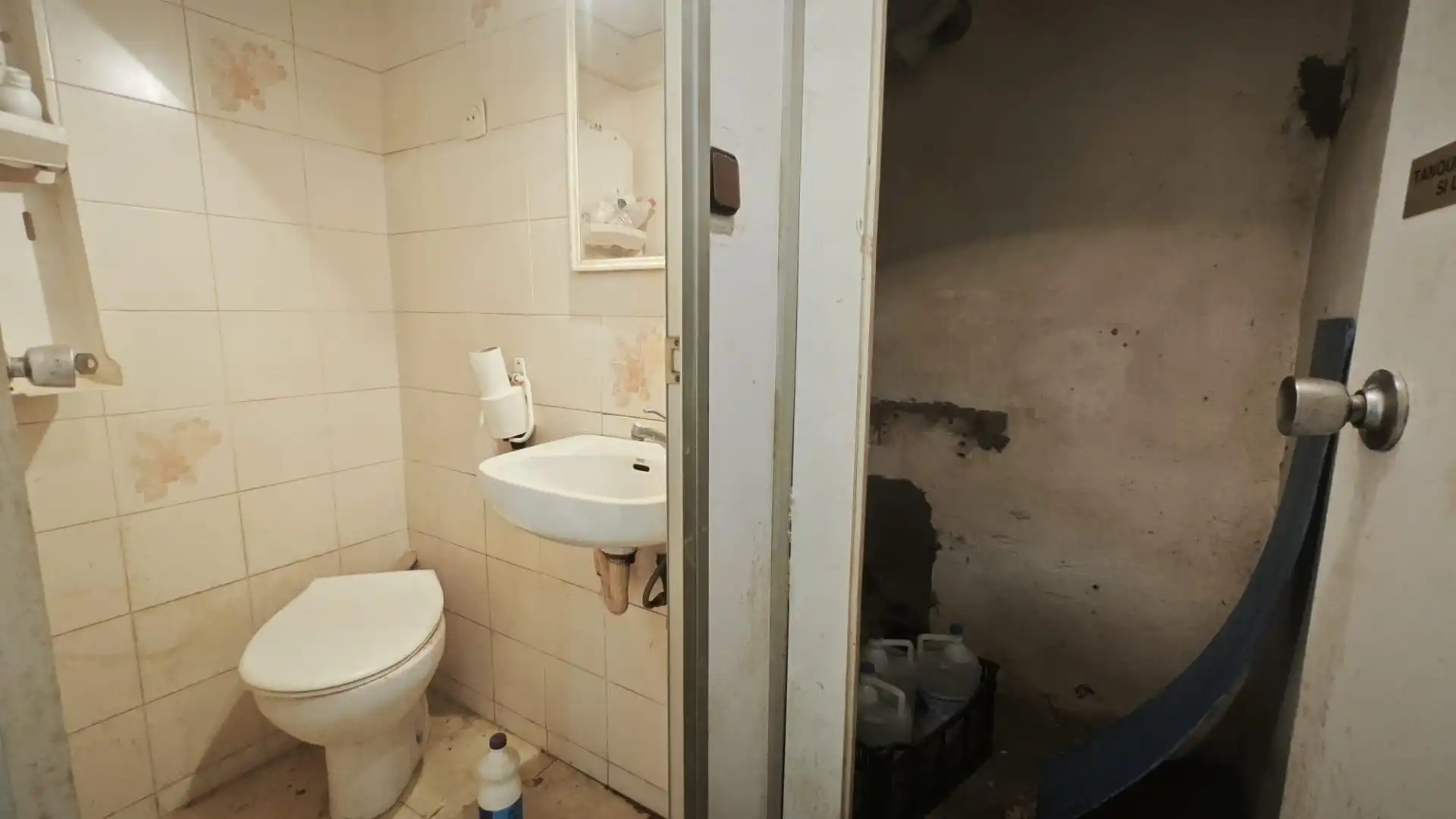 Local en venta en Carrer SALINAS, Vila de Gràcia