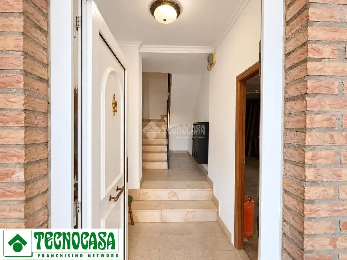 Casa o xalet en venda en Manises amb Aire condicionat, Calefacció i Terrassa