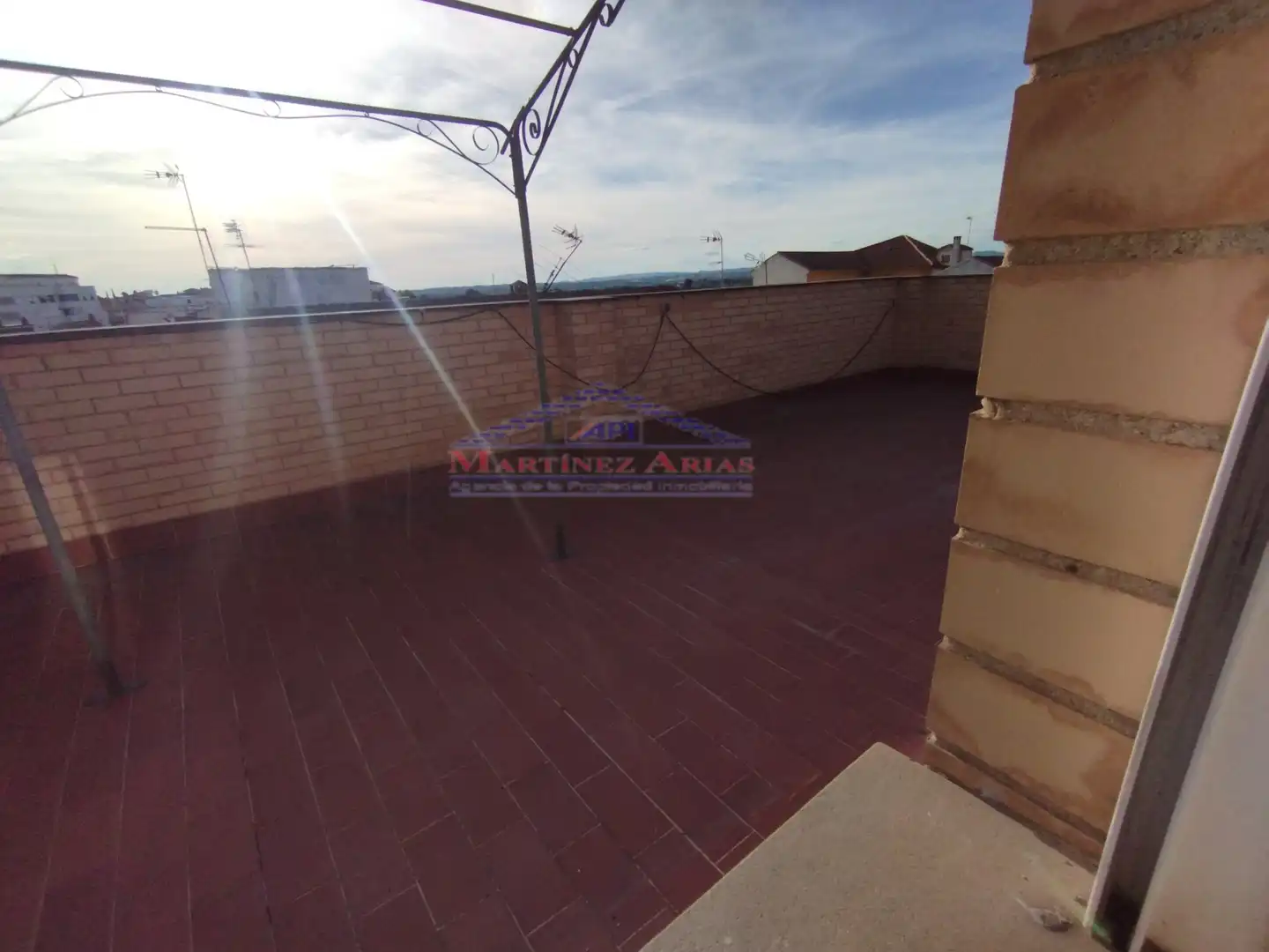 Terraza de Piso en venta en Linares con Terraza y Balcón