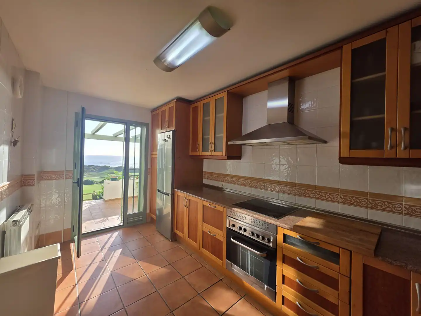 Cocina de Planta baja en venta en La Alcaidesa con Aire acondicionado, Calefacción y Terraza