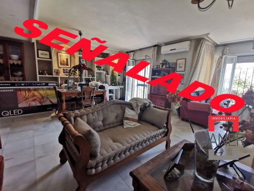 Living room of House or chalet for sale in Tomares  with Private garden, Terrace and Swimming Pool