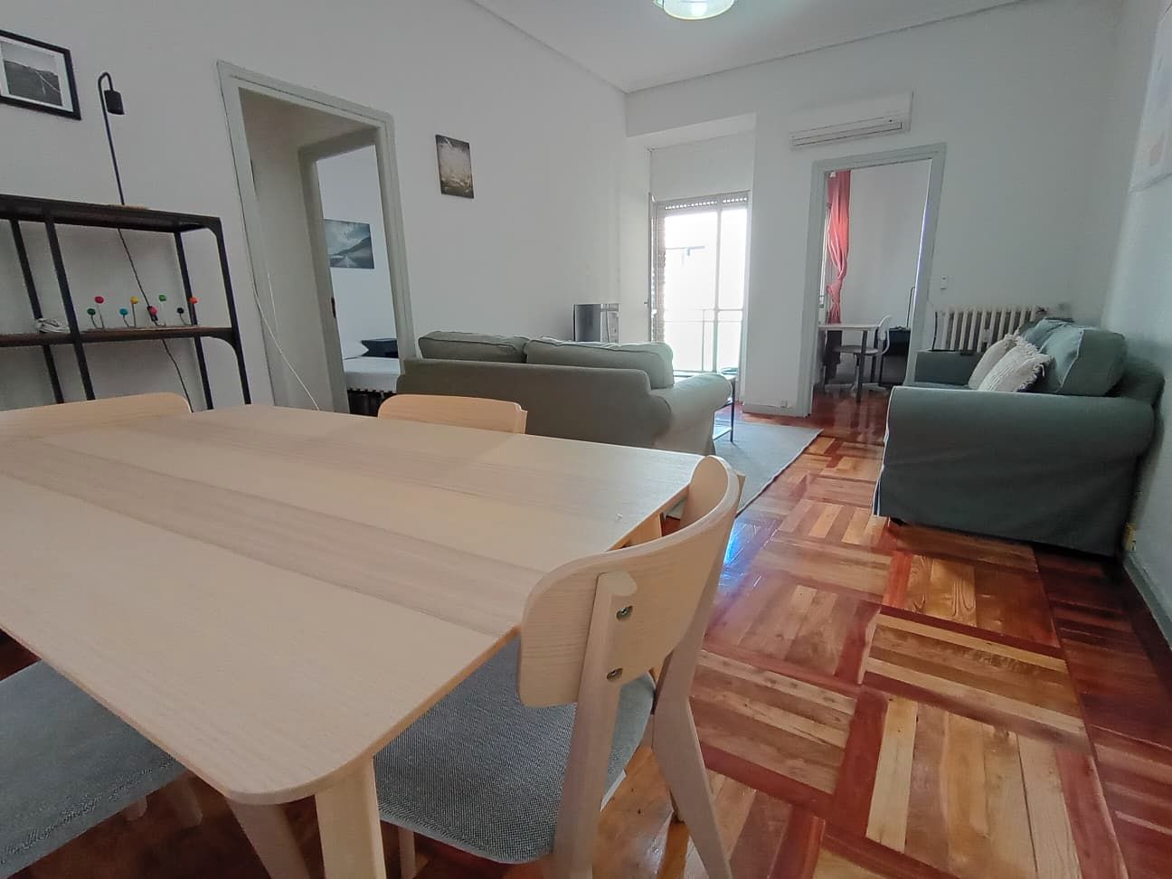 Sala de estar de Piso de alquiler en  Madrid Capital con Aire acondicionado, Calefacción y Amueblado