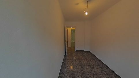 Foto 3 de Piso en venta en C/ Narcís Monturiol , Progrés, Rubí