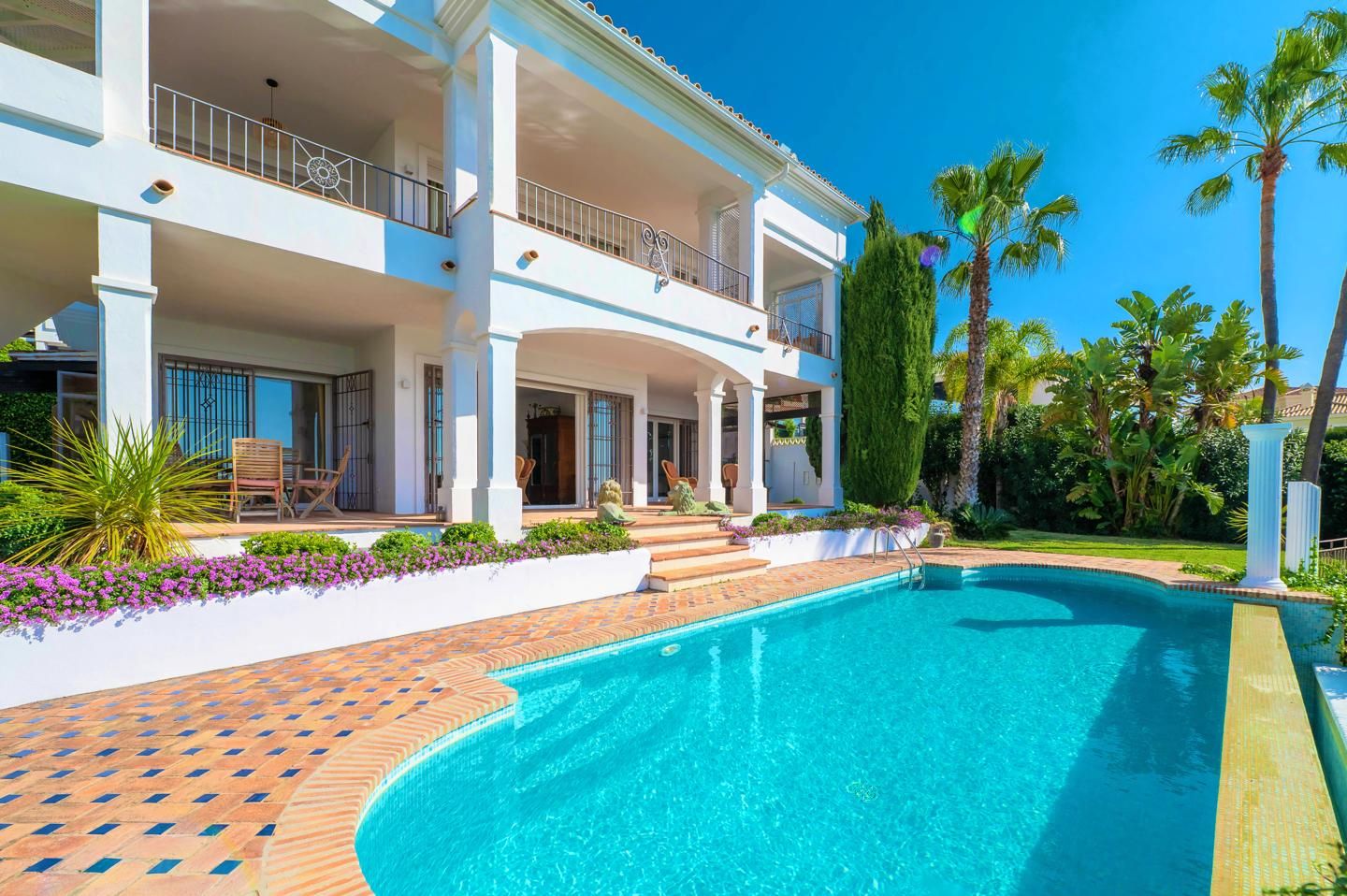 Garden of House or chalet for sale in Marbella  with Air Conditioner, Heating and Private garden