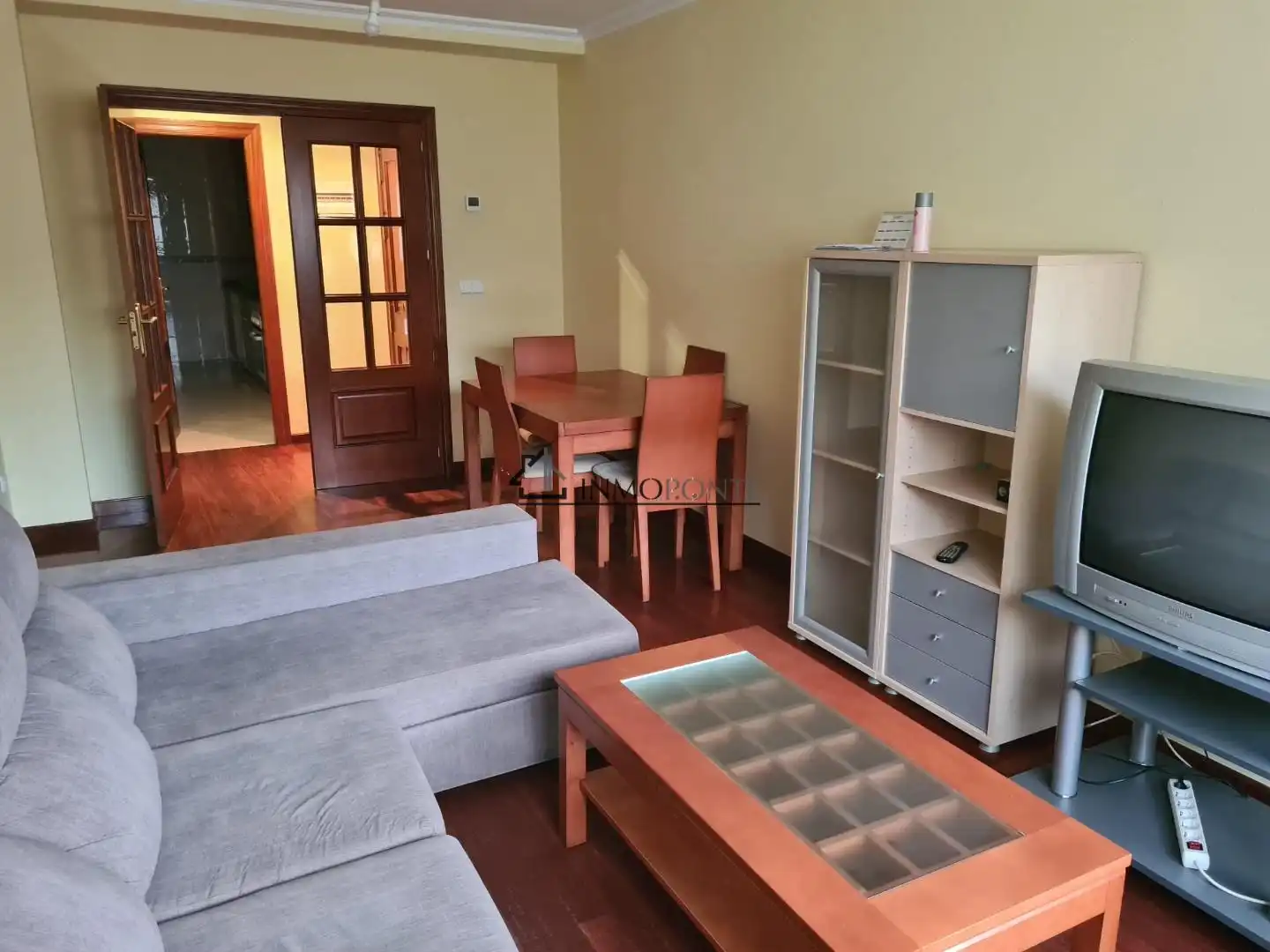 Living room of Apartments for rent in Pontevedra Capital   with Heating, Storage room and Furnished
