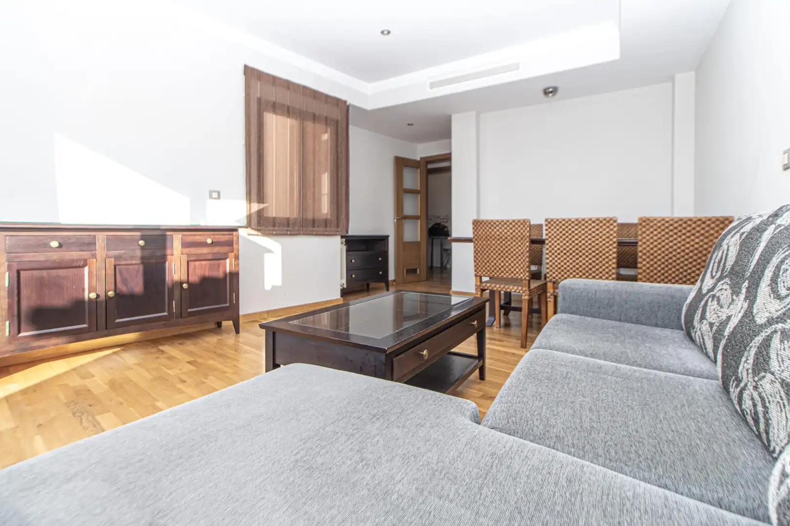 Sala d'estar de Àtic en venda en La Zubia Ciudad