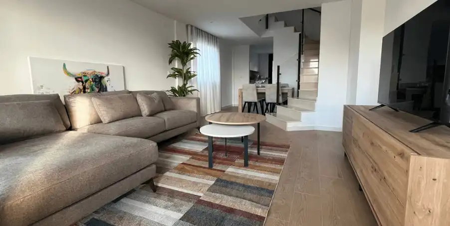 Sala de estar de Casa adosada en venta en La Unión con Aire acondicionado, Terraza y Piscina