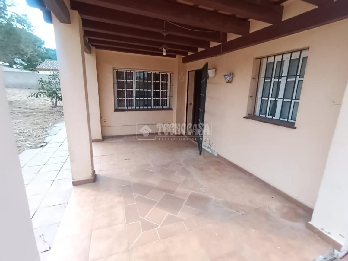 Exterior view of Country house for sale in Chiclana de la Frontera