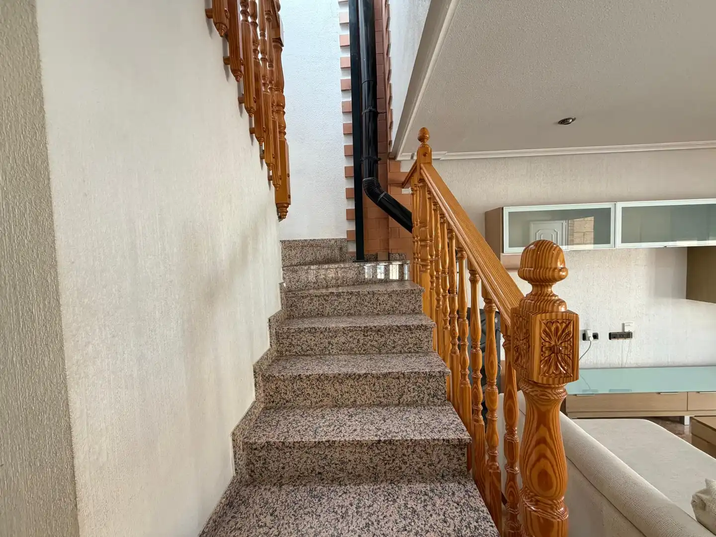 Houses for sale in Catral  with Air Conditioner, Terrace and Furnished