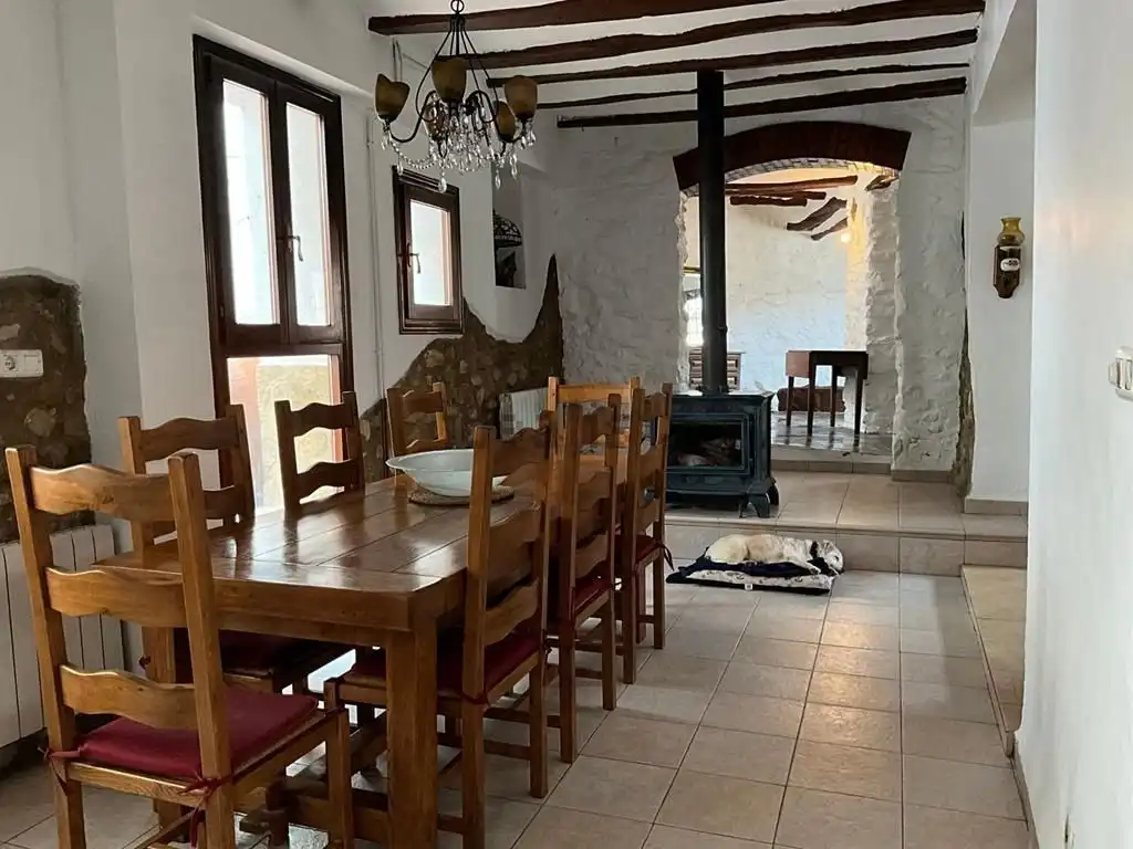 Menjador de Casa o xalet en venda en La Vall de Gallinera amb Calefacció