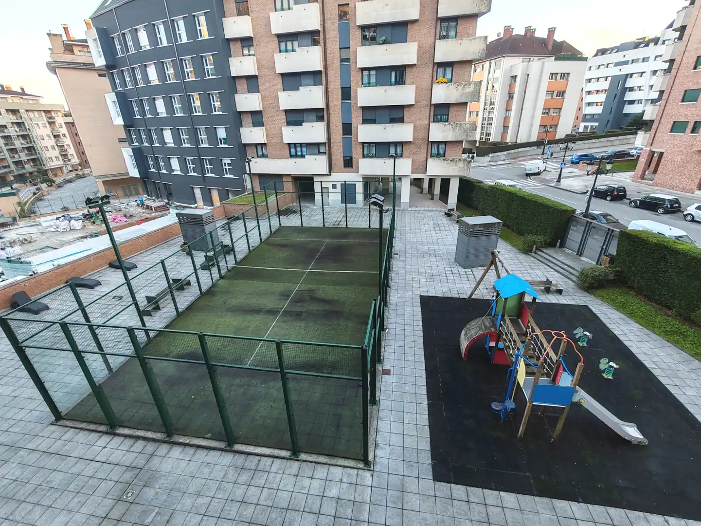 Piso con ascensor en alquiler en Oviedo - CL JERSEY CITY