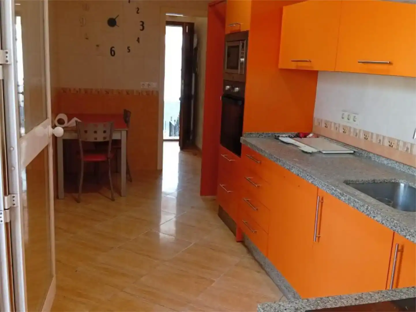 Cuina de Pis en venda en La Victoria amb Aire condicionat