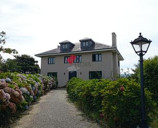 Vista exterior de Casa o xalet en venda en Ribadeo amb Calefacció, Jardí privat i Terrassa