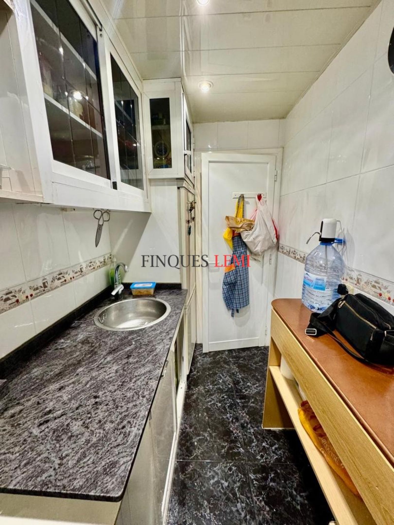 Flat for sale in Santa Coloma de Gramanet - Calle d Irlanda, Santa Rosa, Santa Coloma de Gramenet