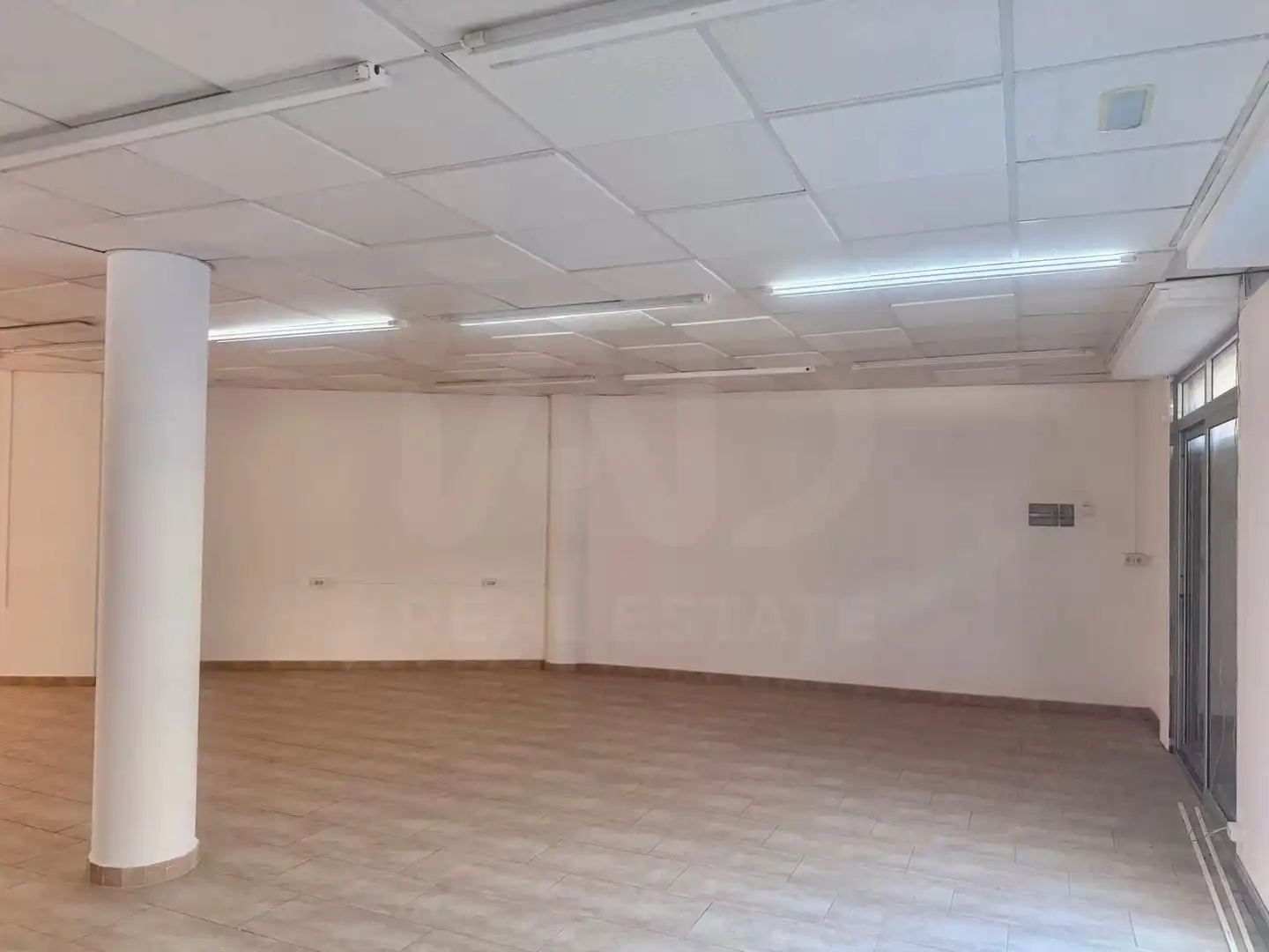 Local comercial en venda a Poble, imagen 5