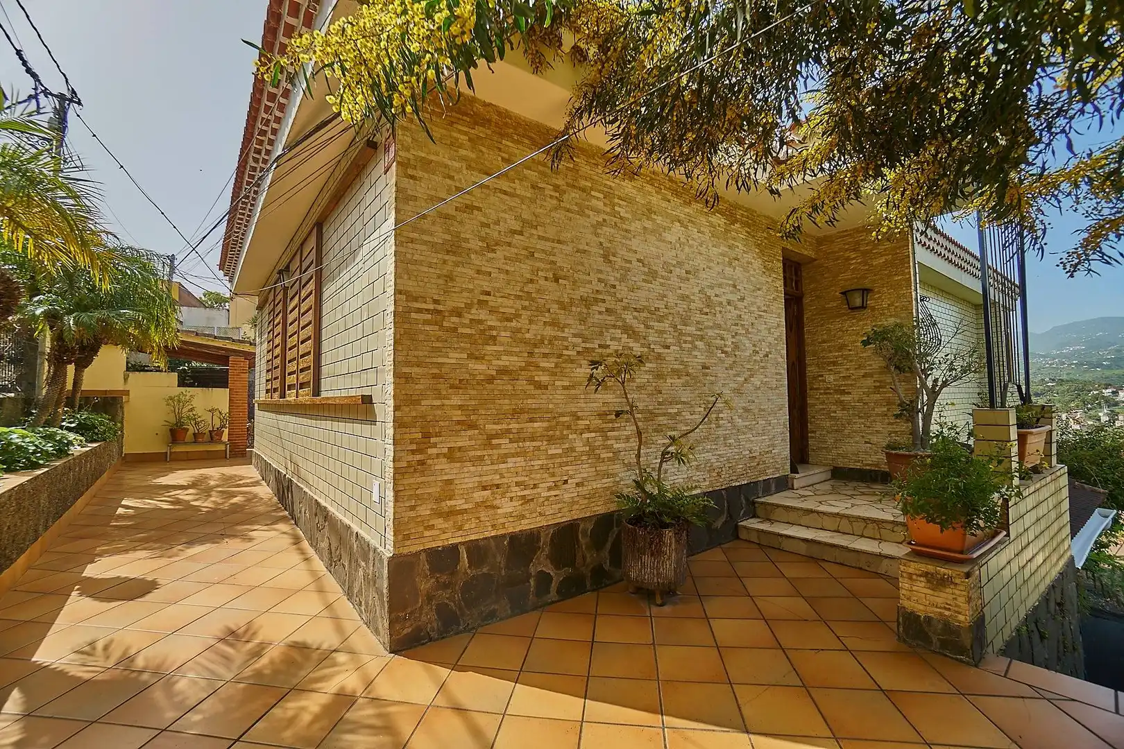 Vista exterior de Casa o xalet en venda en Santa Brígida amb Jardí privat, Terrassa i Balcó