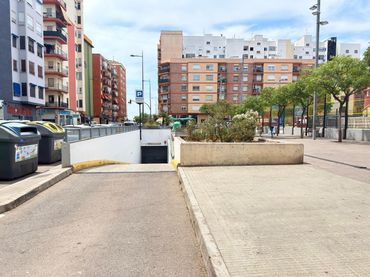 Individual amb ascensor en venda a Carrer de Pérez Dolz 50