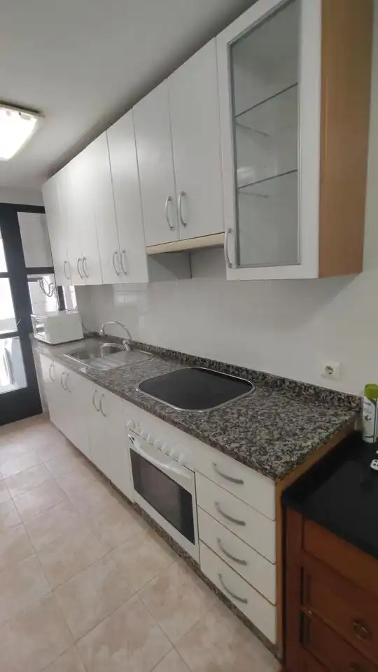 Cocina de Piso de alquiler en Córdoba con Aire acondicionado