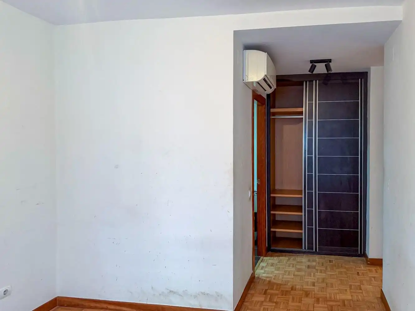 Piso en venta en Madrid con Aire acondicionado, Calefacción y Parquet