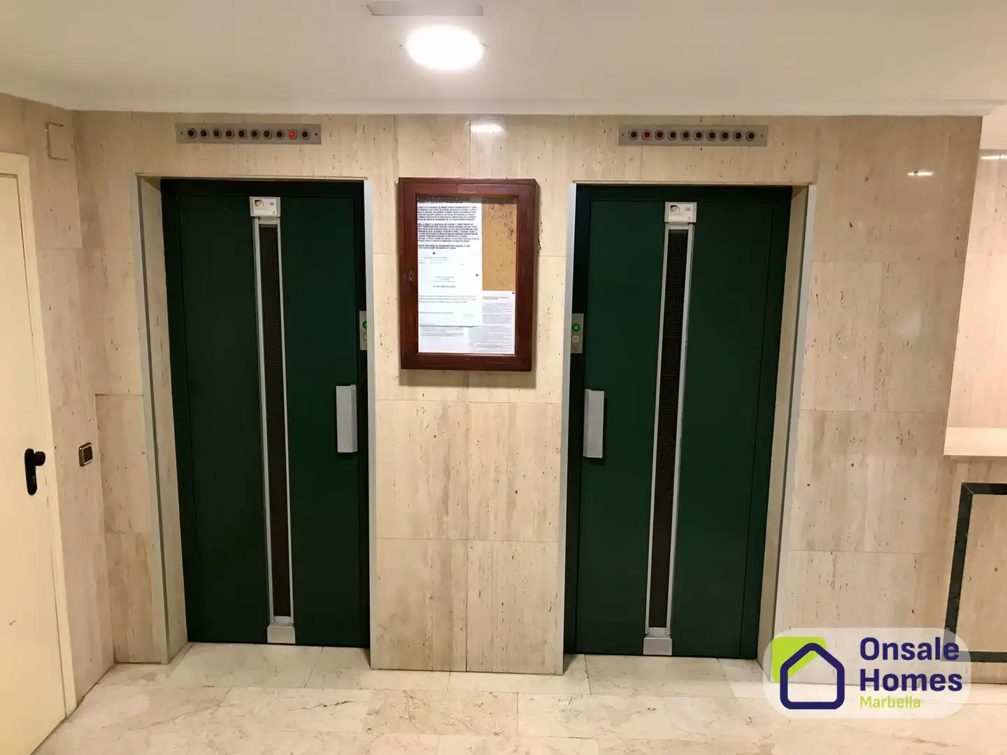 Piso en venta en Marbella con Aire acondicionado, Terraza y Trastero