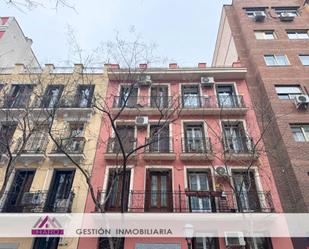 Exterior view of Planta baja for sale in  Madrid Capital  with Air Conditioner