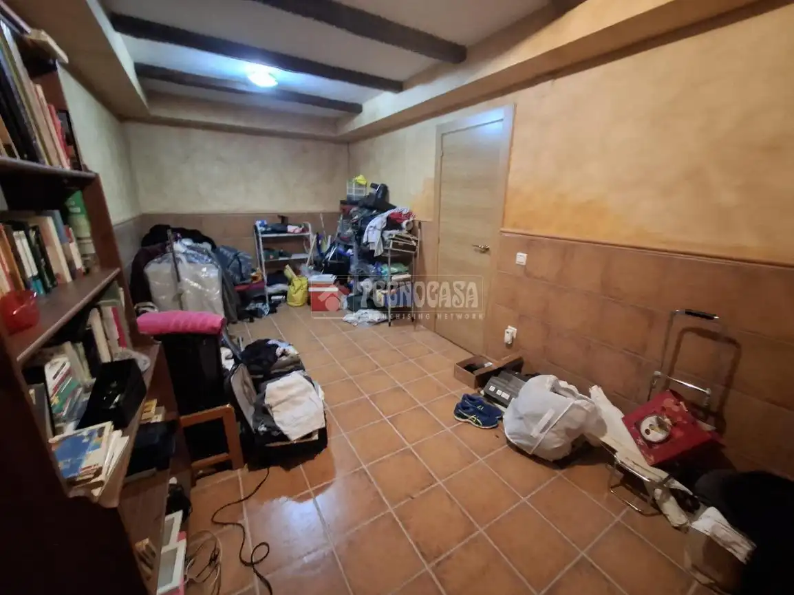 Casa adosada en venta en Ávila con Calefacción, Amueblado y Balcón