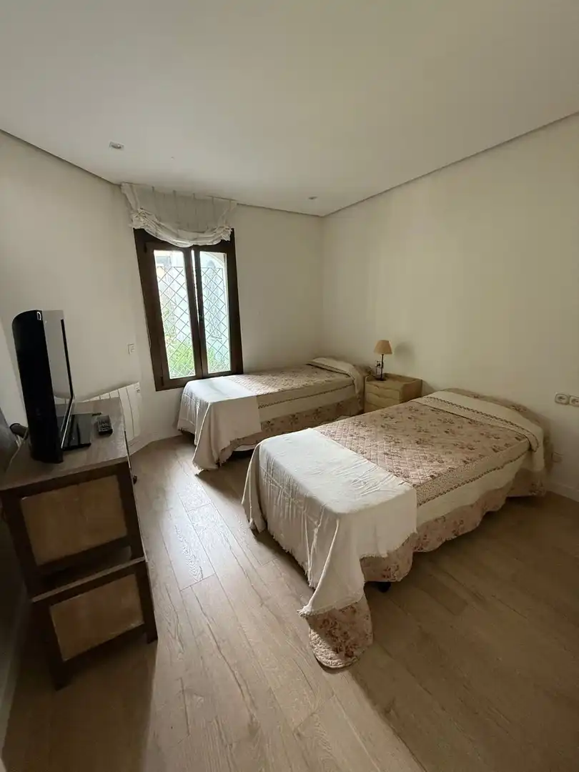 Bedroom of Apartments for rent in Marbella  with Air Conditioner, Heating and Terrace