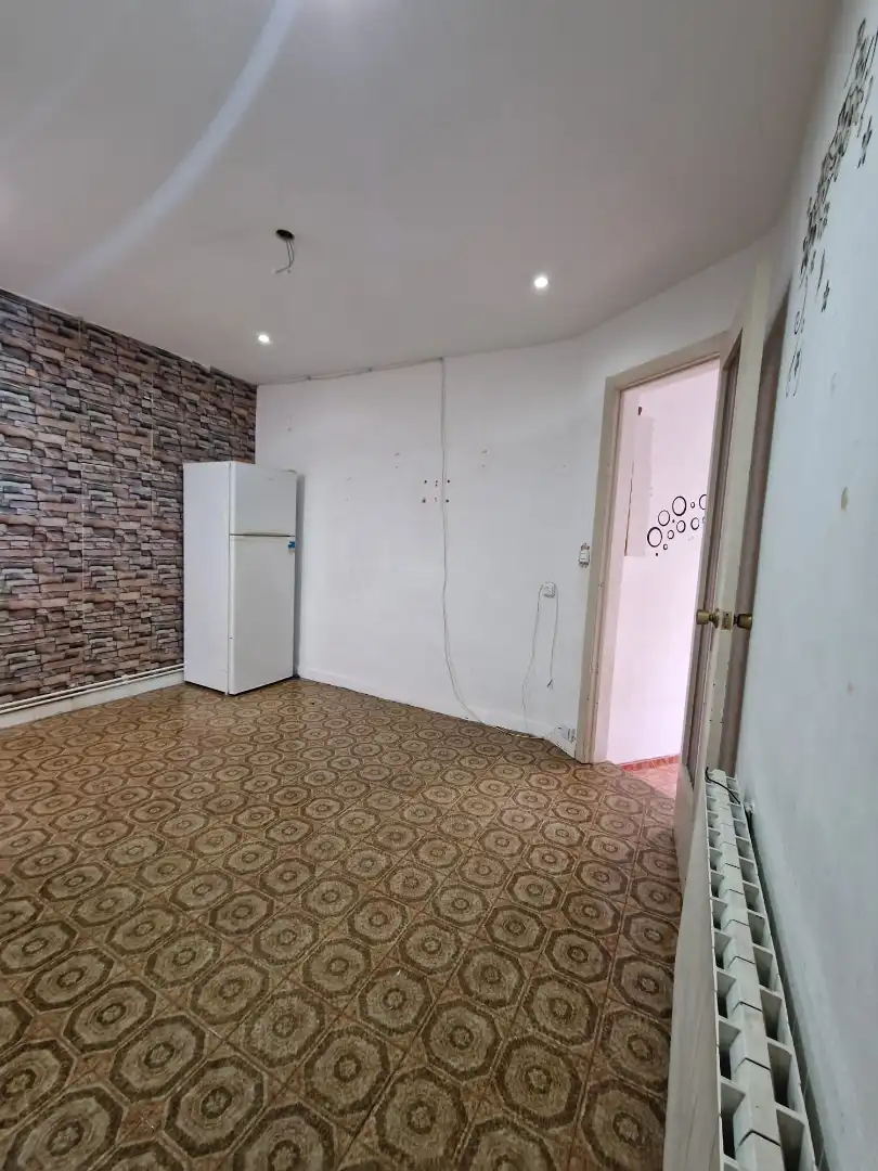 Flat for sale in Carrer d'Ercilla, imagen 2