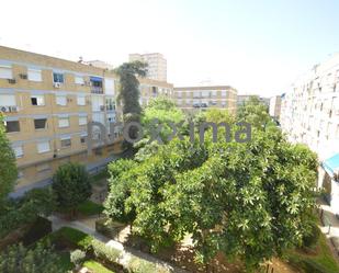 Bedroom of Flat to rent in  Sevilla Capital  with Air Conditioner