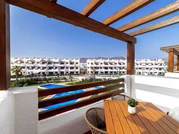 Apartament d'obra nova amb balcó en venda a San Juan de los Terreros
