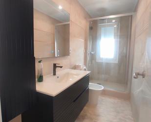 Bathroom of Flat for sale in Sestao 