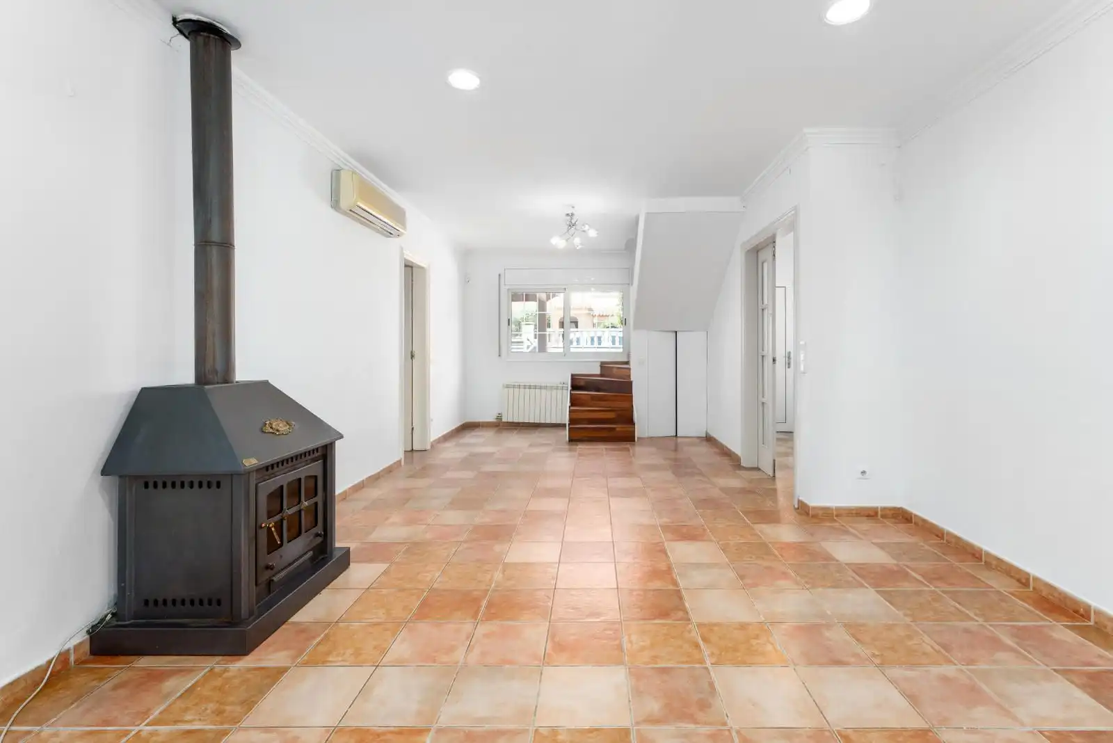 Sala d'estar de Casa o xalet en venda en Lliçà d'Amunt amb Aire condicionat, Calefacció i Jardí privat