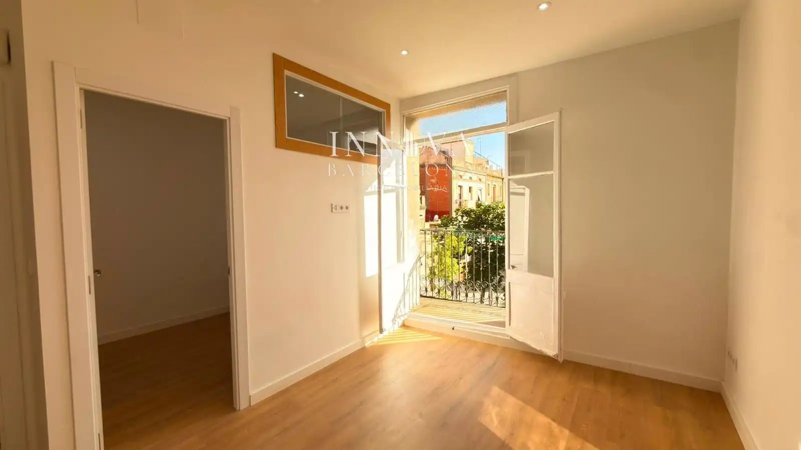 Bedroom of Flat for sale in Barcelona  with Heating