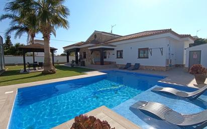 Swimming pool of House or chalet for sale in Chiclana de la Frontera  with Air Conditioner, Swimming Pool and Balcony