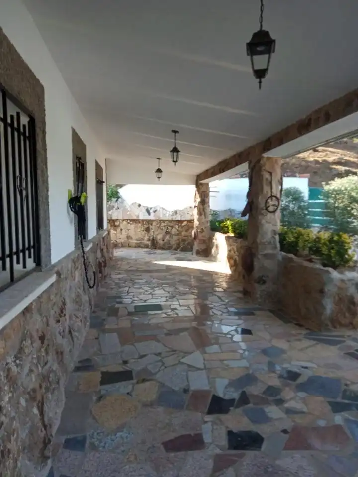 Casa o chalet en venta en Plasencia con Aire acondicionado, Jardín privado y Terraza